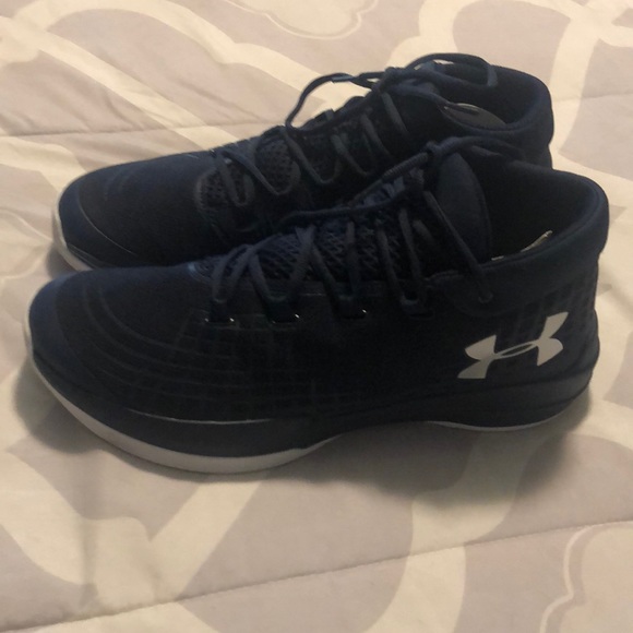 UA NXT TB BASKETBALL SNEAKER - Picture 3 of 5